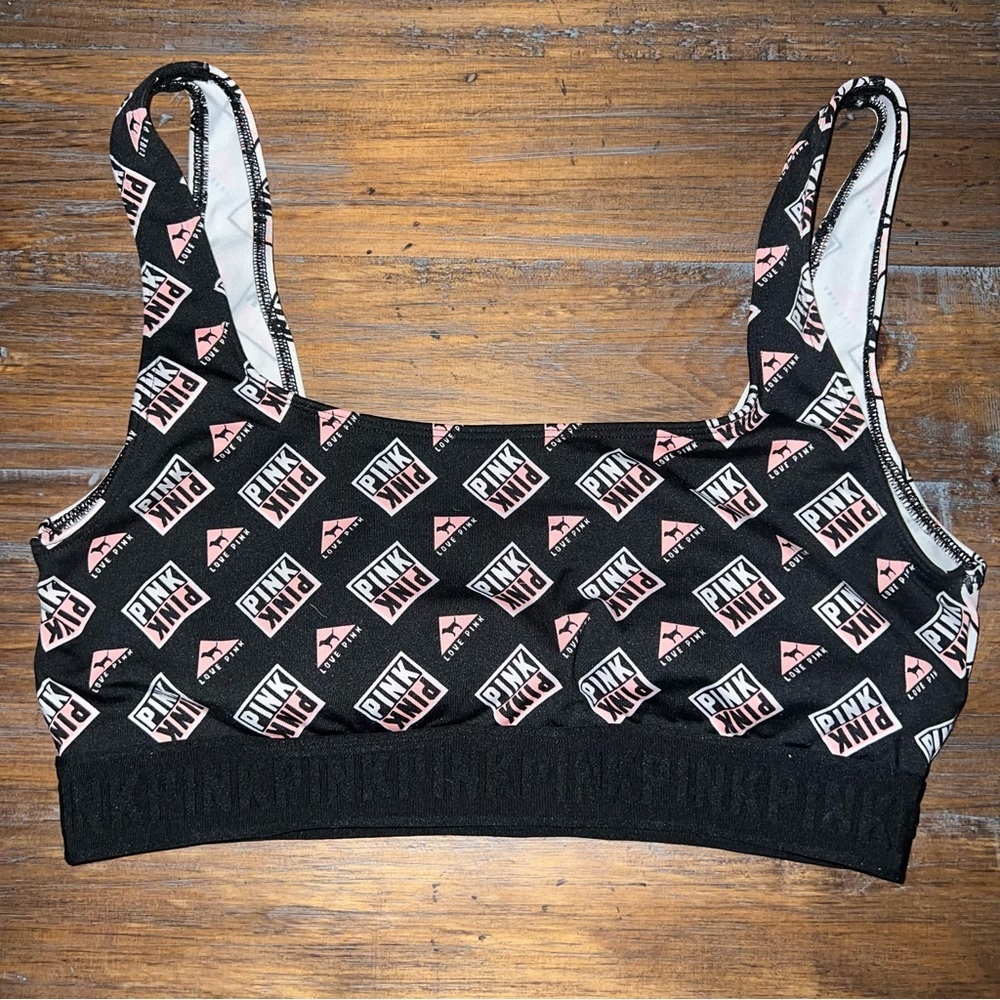 Victoria’s secret PINK ULTIMATE LIGHTLY LINED SQUARE-NECK SPORTS BRA